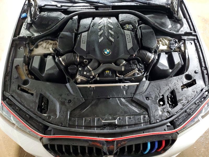 2021 BMW M550XI 11