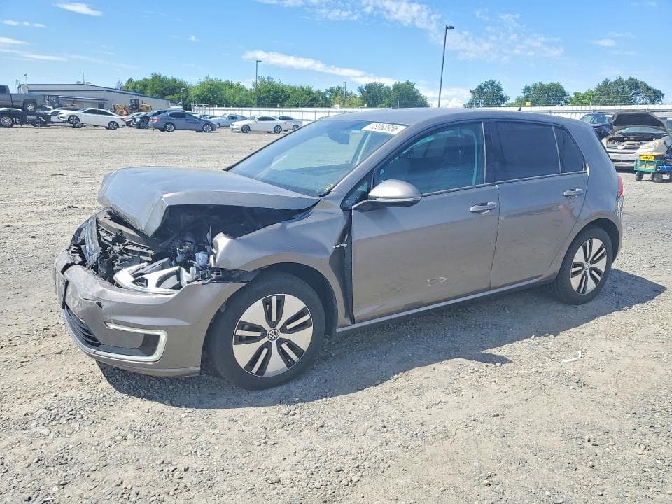 2016 VOLKSWAGEN GOLF