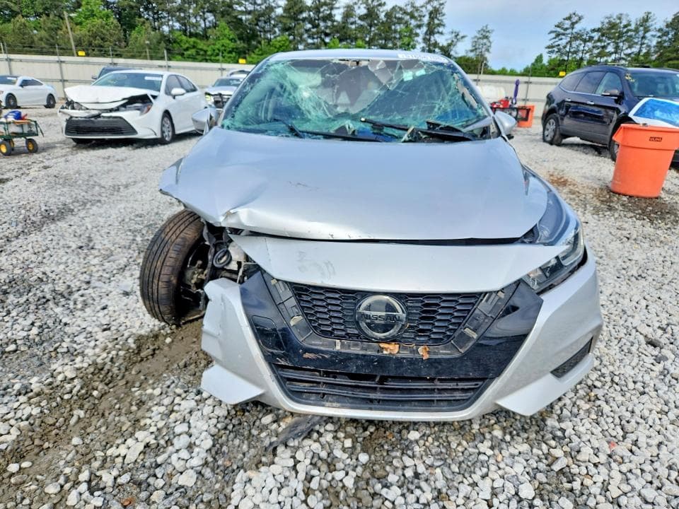 2021 NISSAN VERSA SV 5