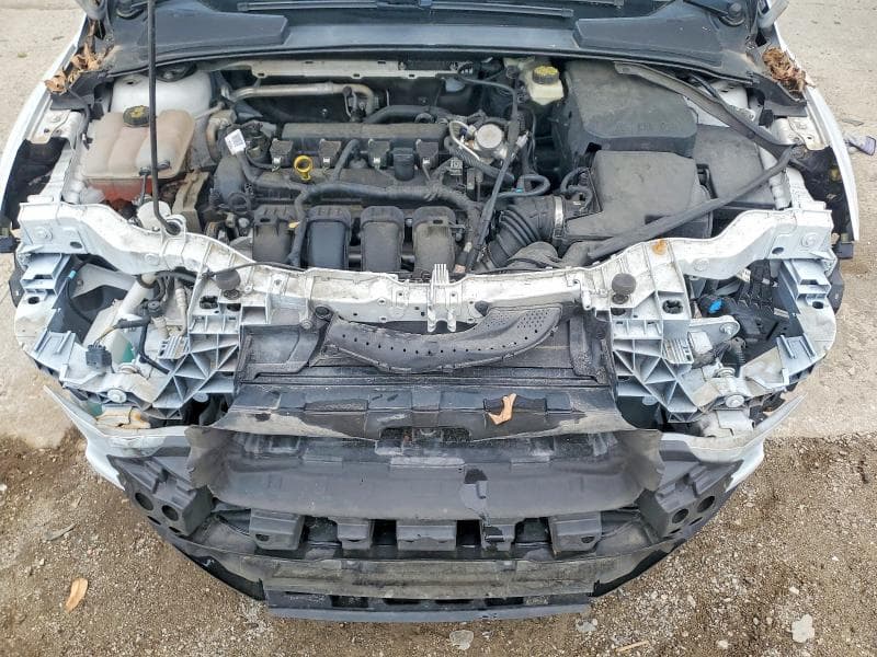 2017 FORD FOCUS SE 11