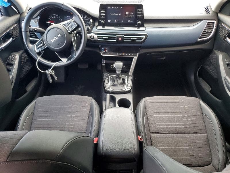 2023 KIA SELTOS S 8