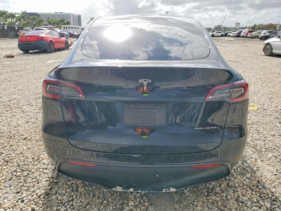 2022 TESLA MODEL Y 6