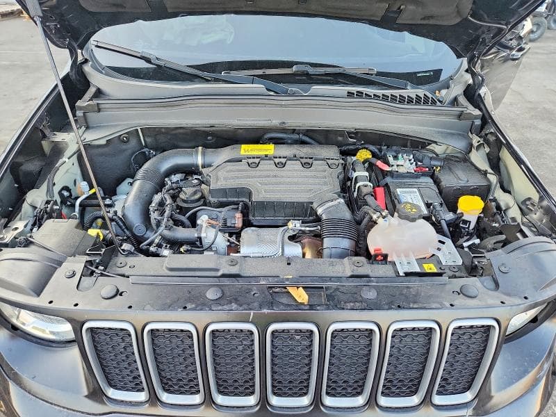 2023 JEEP RENEGADE LATITUDE 11