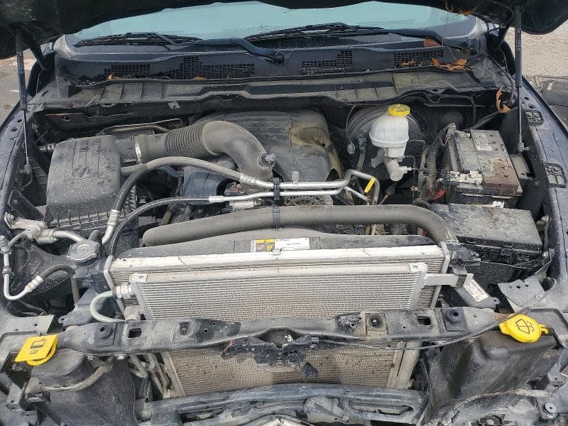 2019 RAM 1500 CLASSIC SLT 11