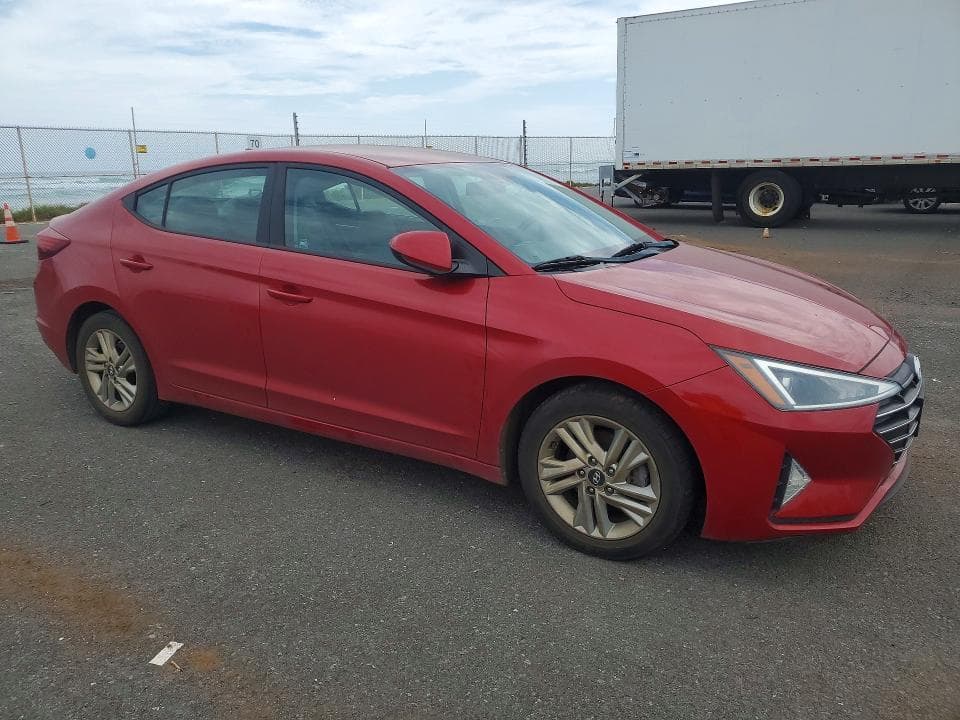 2020 HYUNDAI ELANTRA SEL 4