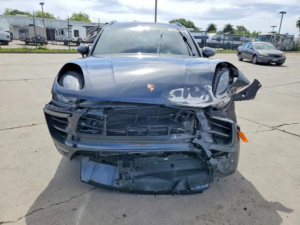 2018 PORSCHE MACAN GTS 5