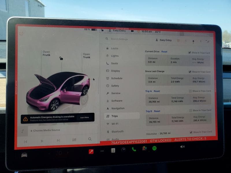 2023 TESLA MODEL Y 9