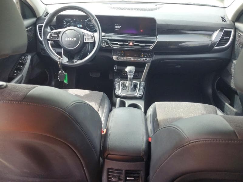 2024 KIA SELTOS S 8