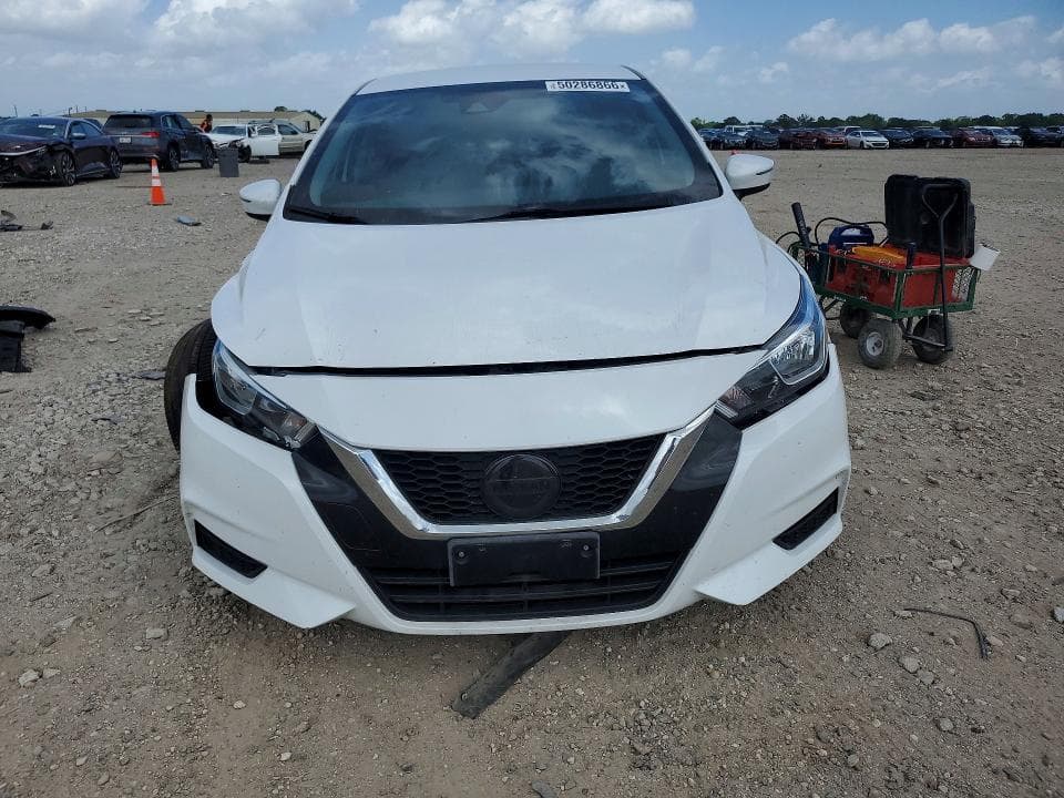 2021 NISSAN VERSA SV 5
