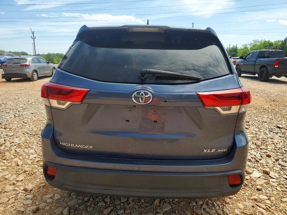 2019 TOYOTA HIGHLANDER XLE 6