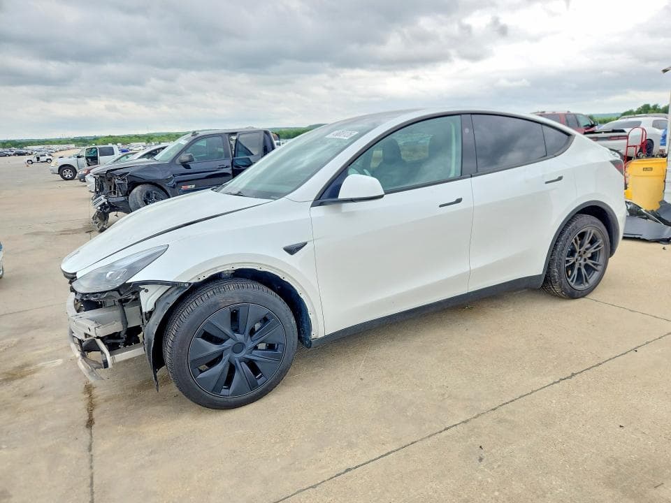 2024 TESLA MODEL Y - 1