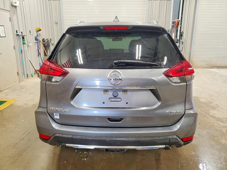 2018 NISSAN ROGUE SV 12