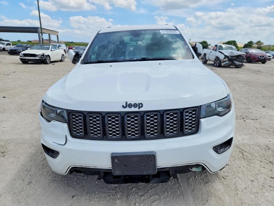 2018 JEEP GRAND CHEROKEE LAREDO 5