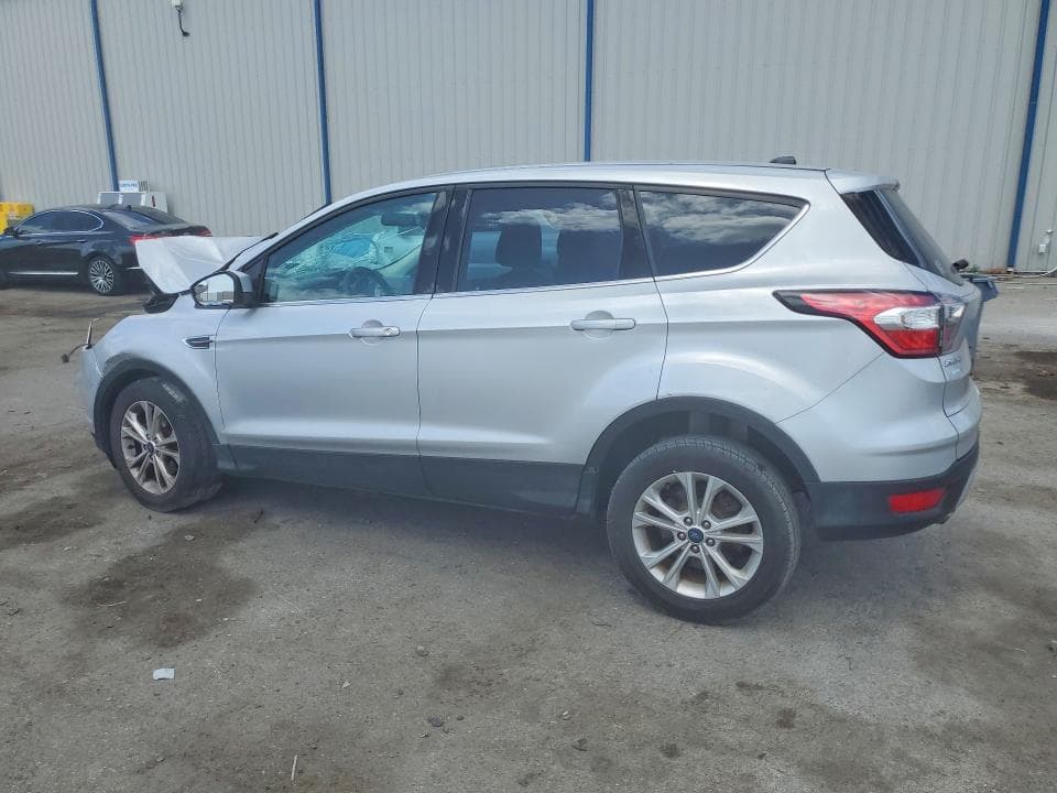 2017 FORD ESCAPE SE 2