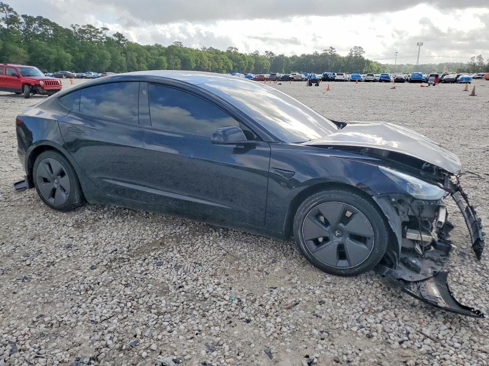 2023 TESLA MODEL 3 4