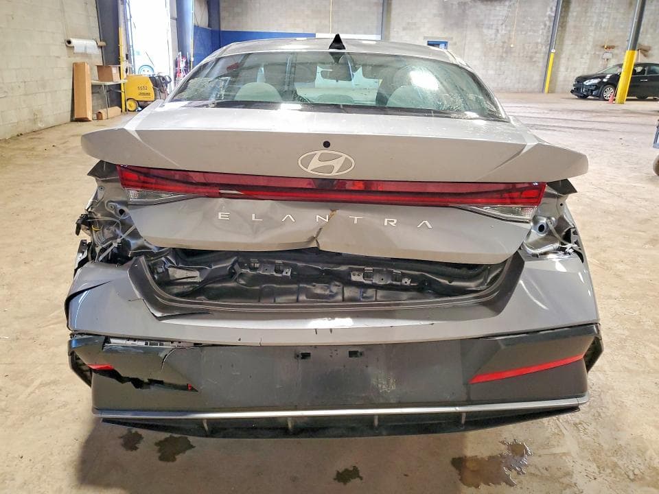 2025 HYUNDAI ELANTRA SEL 6