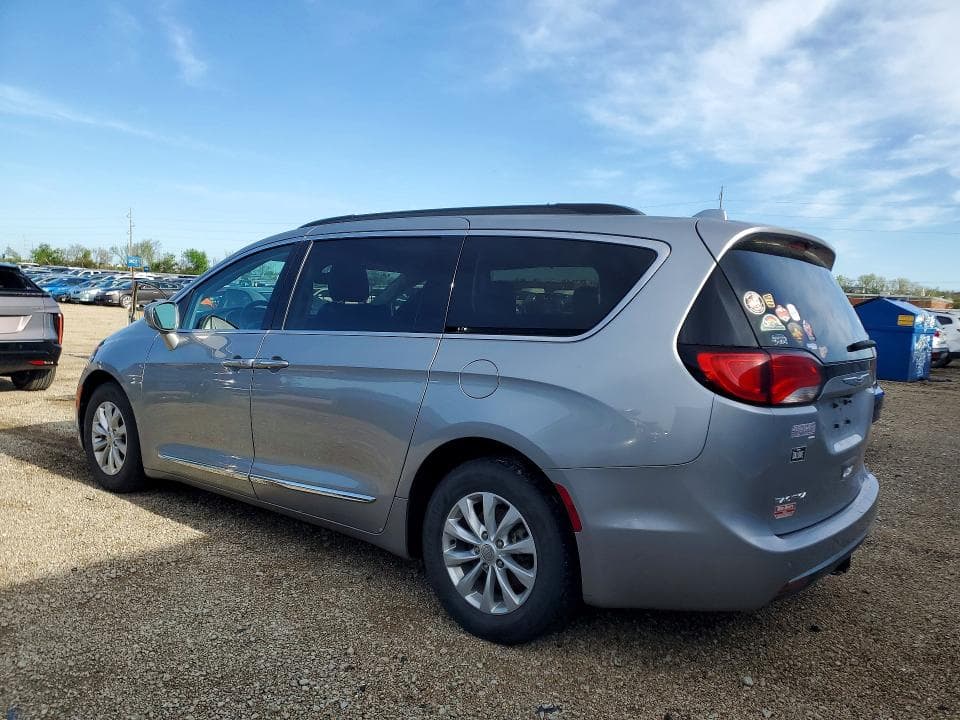 2017 CHRYSLER PACIFICA TOURING L 2