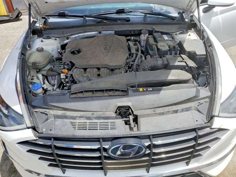 2020 HYUNDAI SONATA SE 11