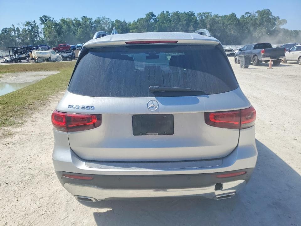 2020 MERCEDES-BENZ GLB 250 6
