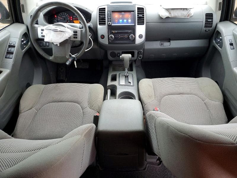 2019 NISSAN FRONTIER 8