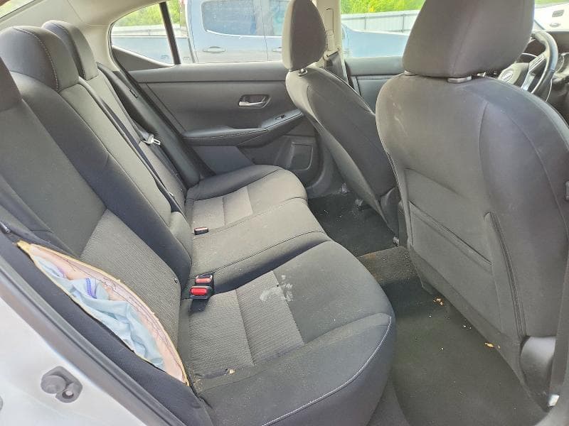 2022 NISSAN SENTRA SV 10