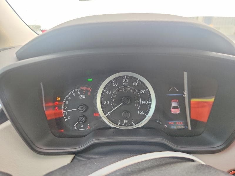 2020 TOYOTA COROLLA LE 9