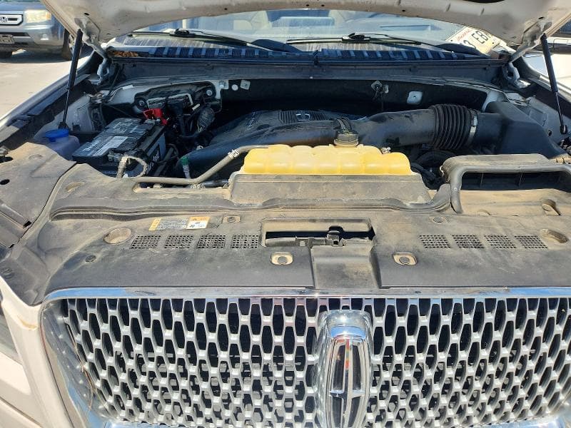 2019 LINCOLN NAVIGATOR SELECT 12