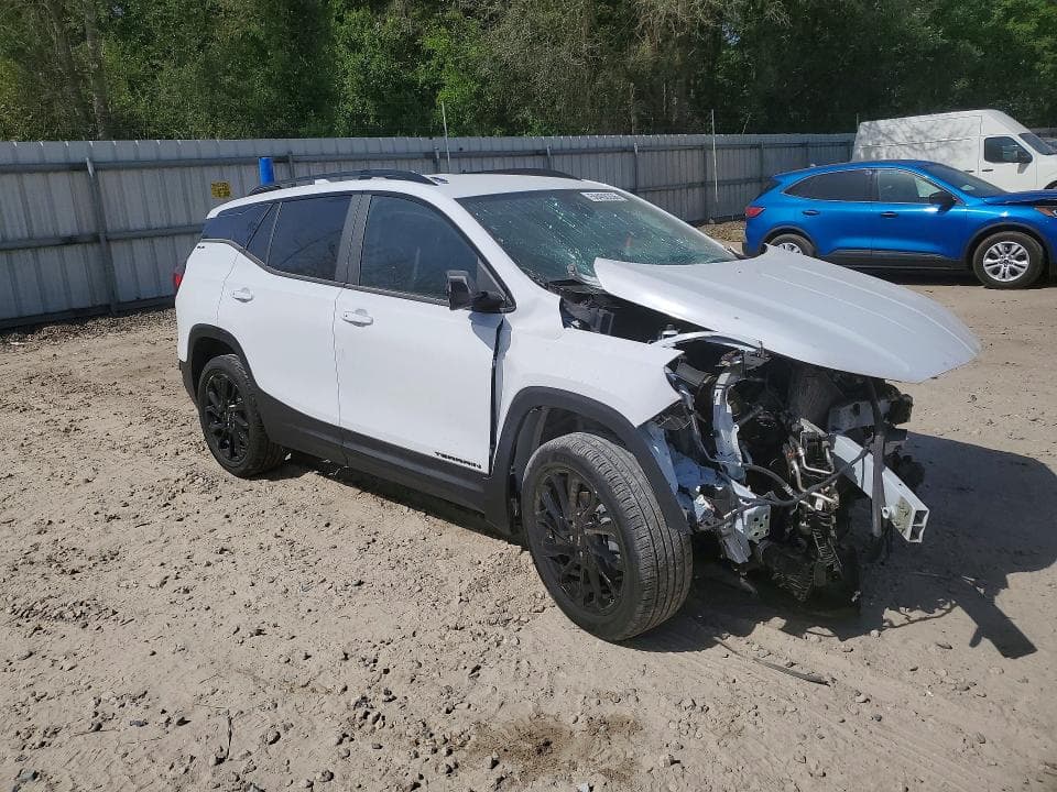 2023 GMC TERRAIN SLE 4