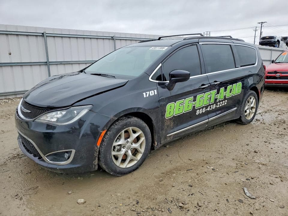 2017 CHRYSLER PACIFICA - 1