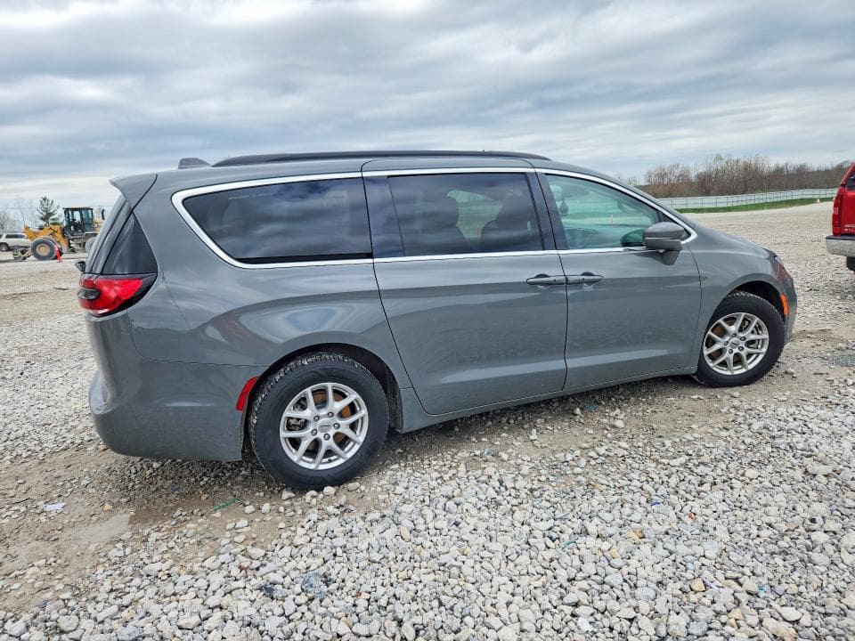 2022 CHRYSLER PACIFICA TOURING L 3