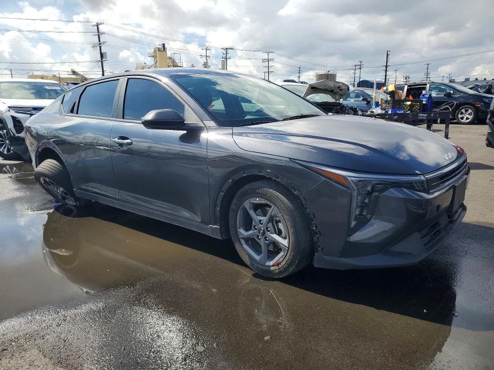 2025 KIA K4 LXS 4