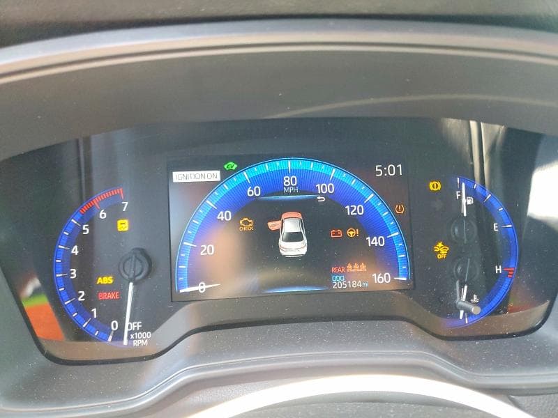 2022 TOYOTA COROLLA LE 9