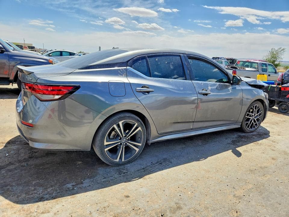 2021 NISSAN SENTRA SR 3