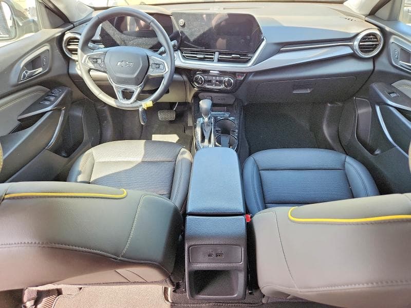 2025 CHEVROLET TRAX ACTIV 8