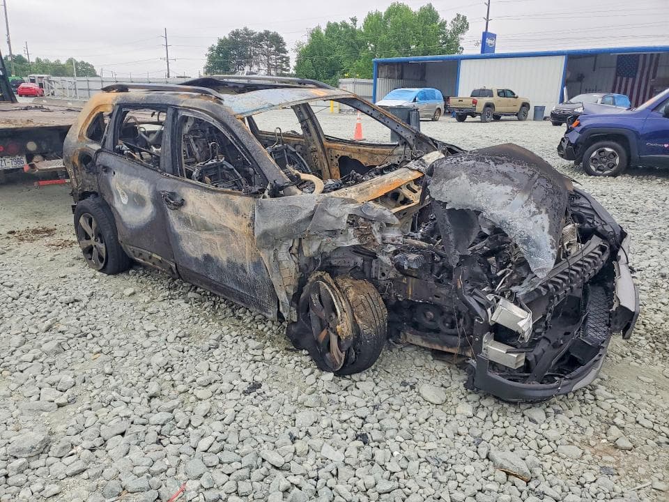 2019 JEEP CHEROKEE 4