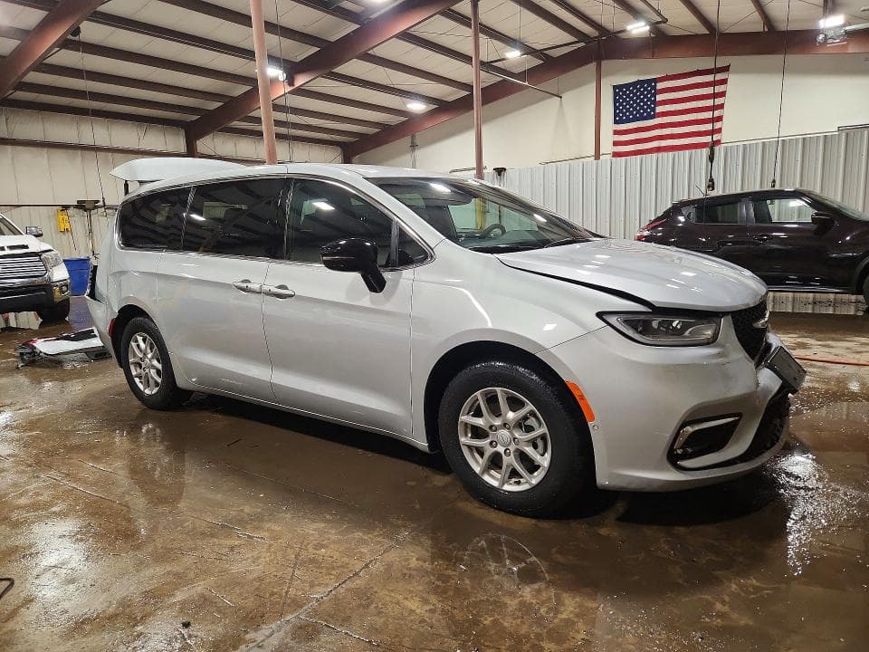 2026 CHRYSLER PACIFICA SELECT 4