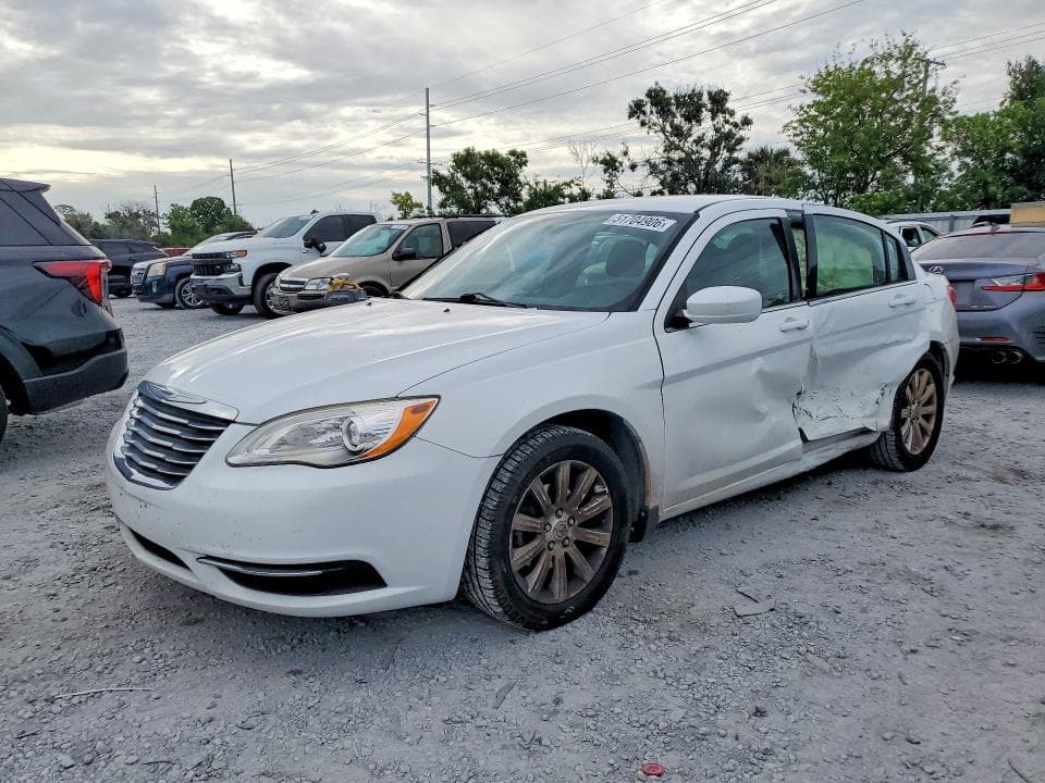 2013 CHRYSLER 200 TOURING - 1