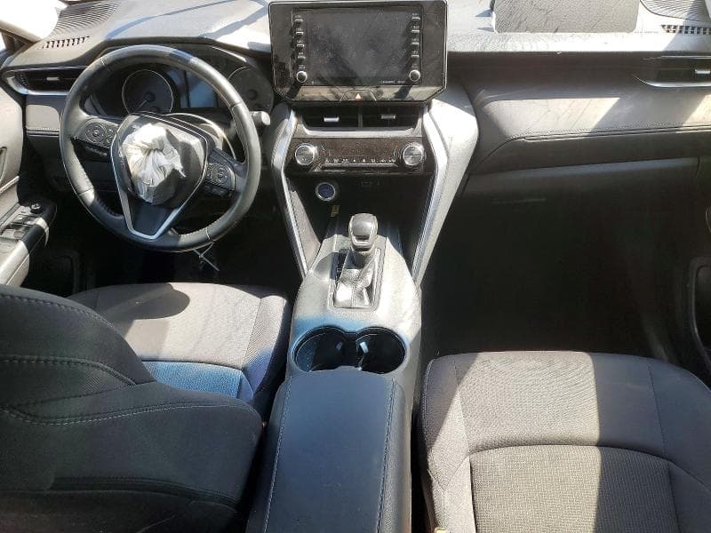 2022 TOYOTA VENZA LE 8