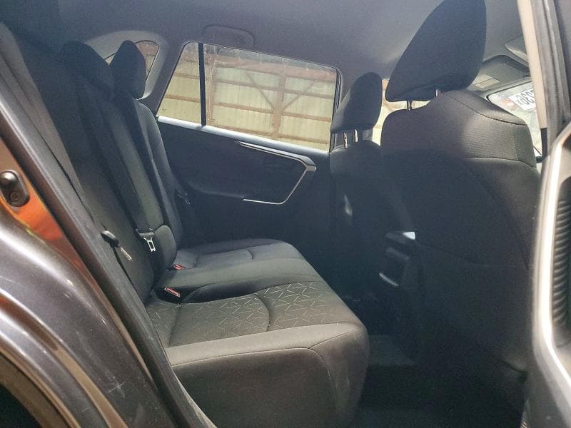 2021 TOYOTA RAV4 LE 11