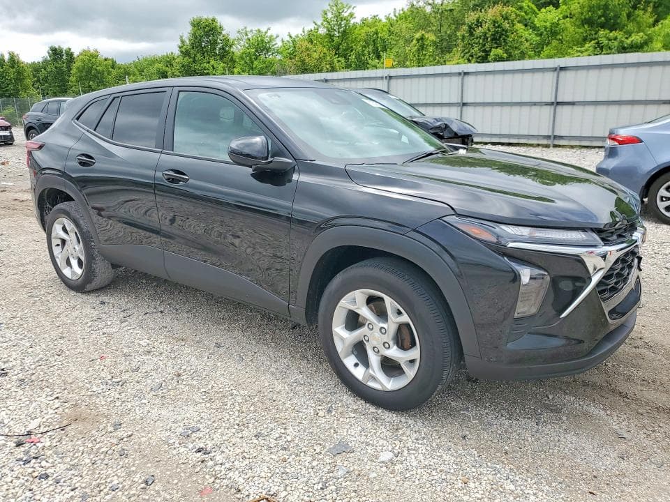 2024 CHEVROLET TRAX 1LS 4