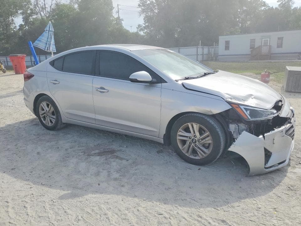 2020 HYUNDAI ELANTRA VALUE EDITION 4