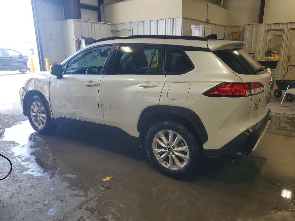 2025 TOYOTA COROLLA CROSS LE 2
