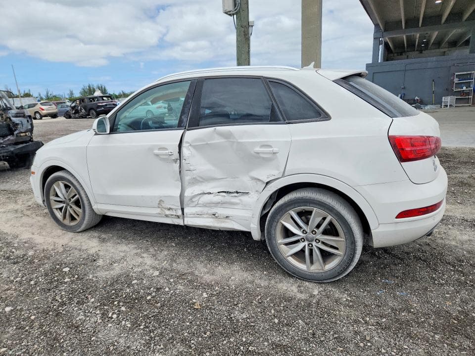 2017 AUDI Q3 PREMIUM 2