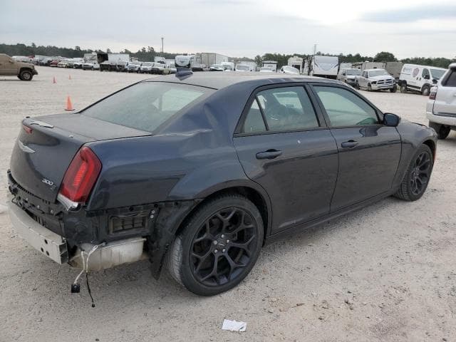 2019 CHRYSLER 300 S 3