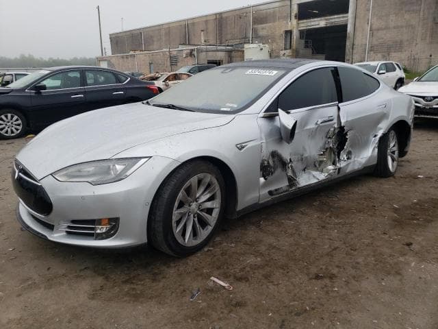 2015 TESLA MODEL S 85D - 1