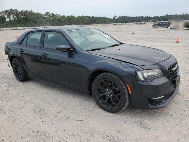 2019 CHRYSLER 300 S 4