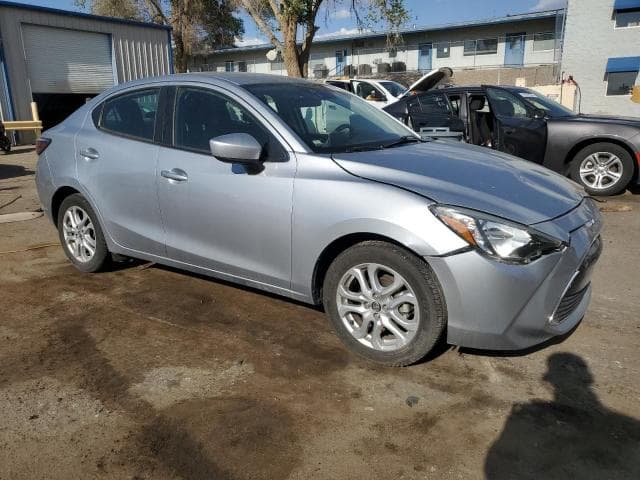 2017 TOYOTA YARIS IA 4