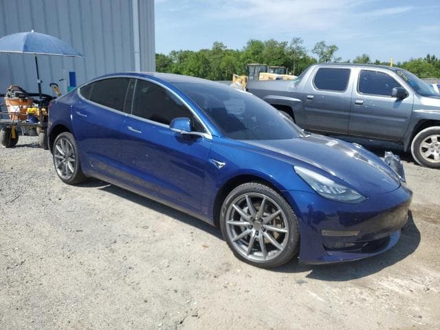 2018 TESLA MODEL 3 4