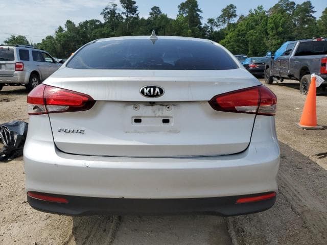 2017 KIA FORTE LX 6