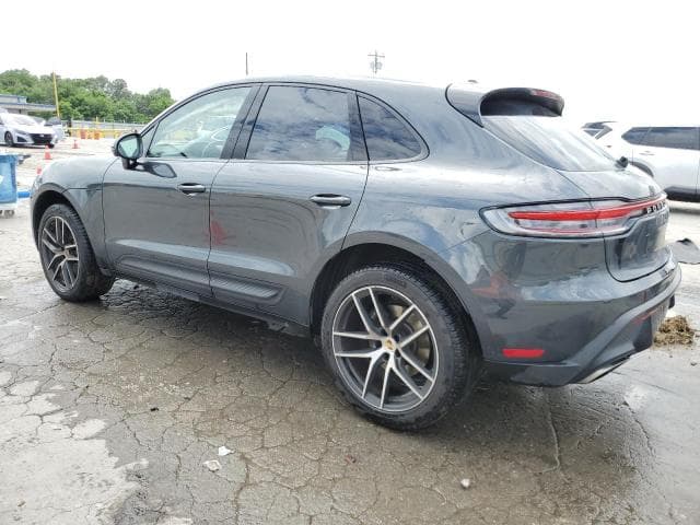 2023 PORSCHE MACAN BASE 2
